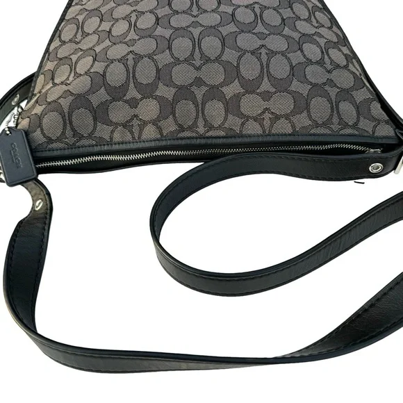 Coach Dufflette Shoulder Bag Signature Black Leather Crossbody - Picture 15 of 17